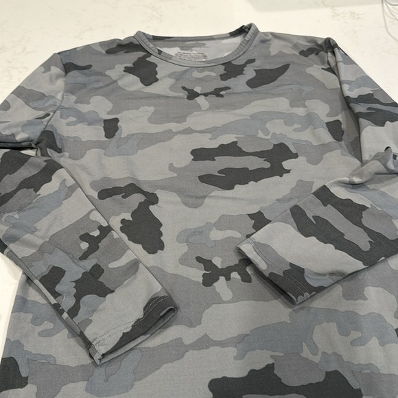 Thermajohn Men’s Small Camo thermal set. Very warm - Picture 3 of 4
